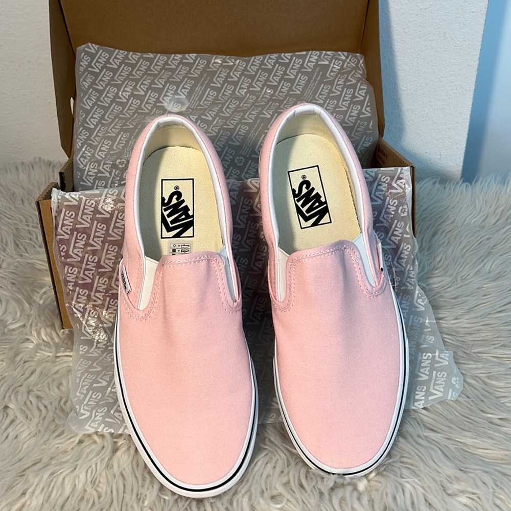 NIB Vans Classic Slip-on